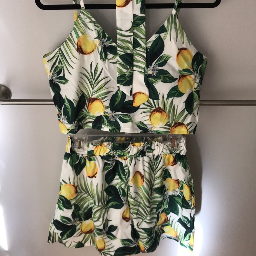 NWOT Lemon print Two-piece set